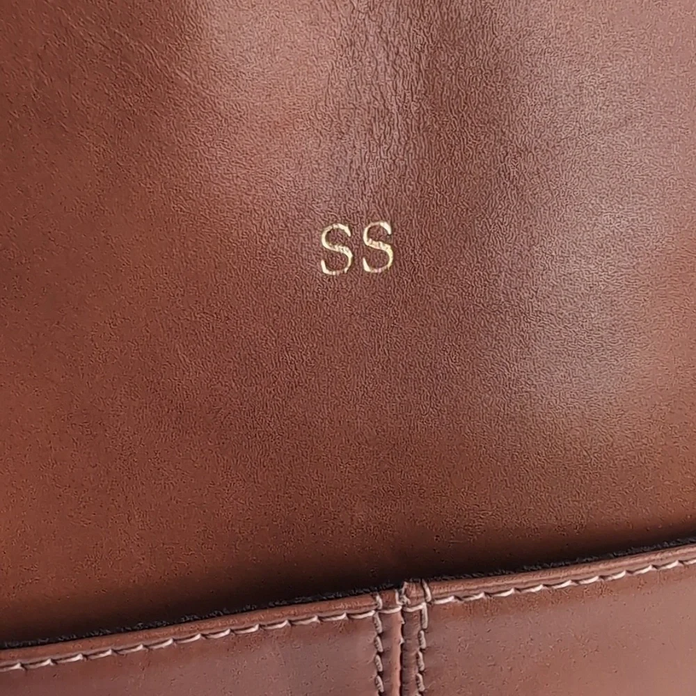 MARK & GRAHAM Leather Laptop Zippere Case Sleeve in Camel Colorway